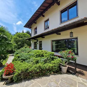 Bed and breakfast Sarchi, Grantola
