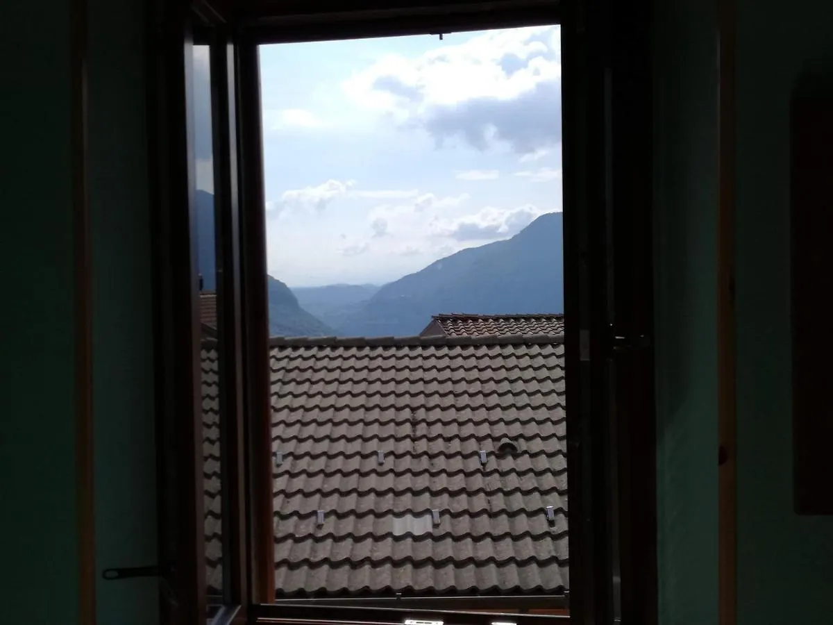 Bed and Breakfast casa tarcisio Faggeto Lario Italia